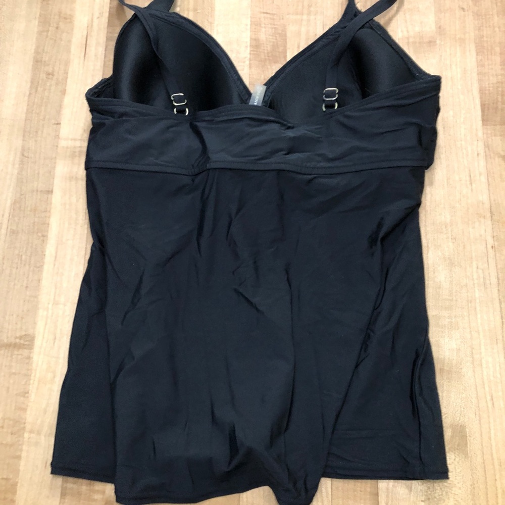 Women's Lands End Tankini Top with Underwire Bra 16
